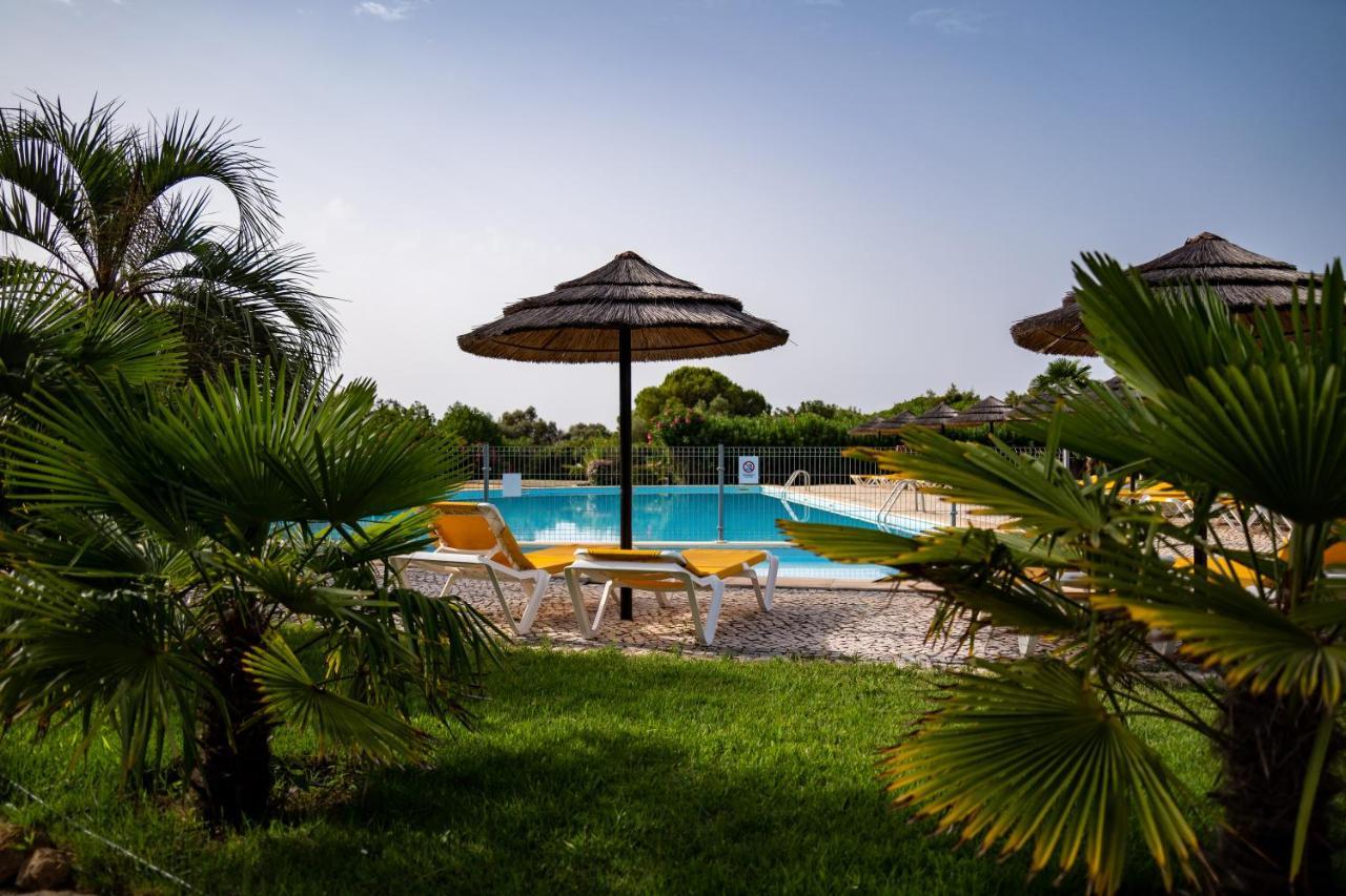 Luzmar Villas Exterior photo