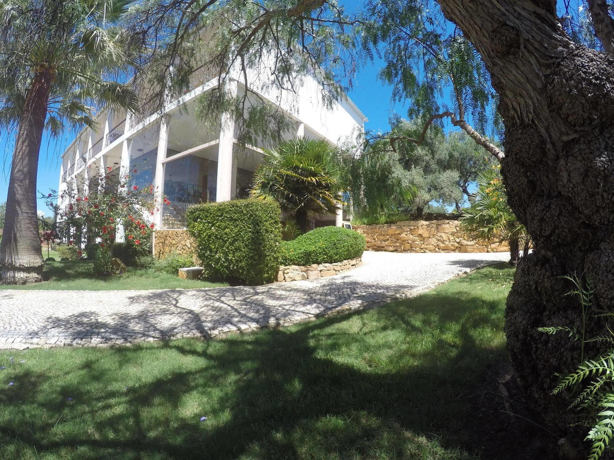 Luzmar Villas Exterior photo